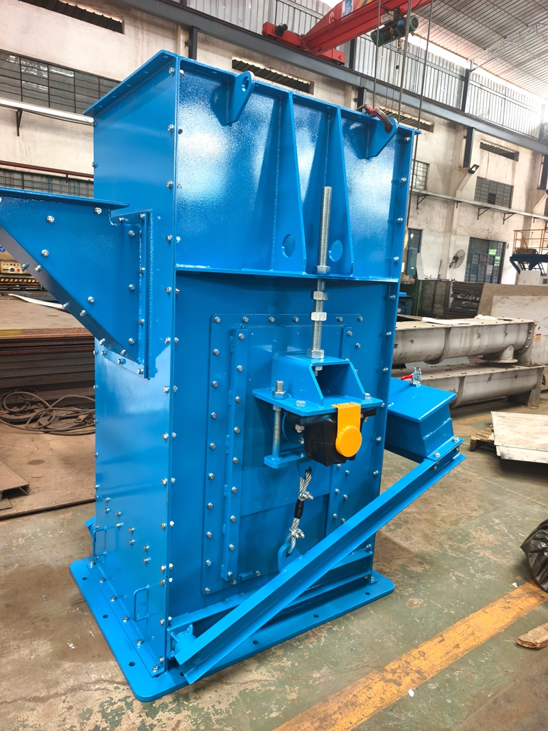 99078779f60b8d5f54b813e96a03b1c